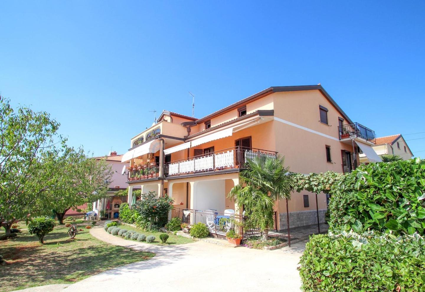 Apartments Maria Novigrad Istria Eksteriør bilde